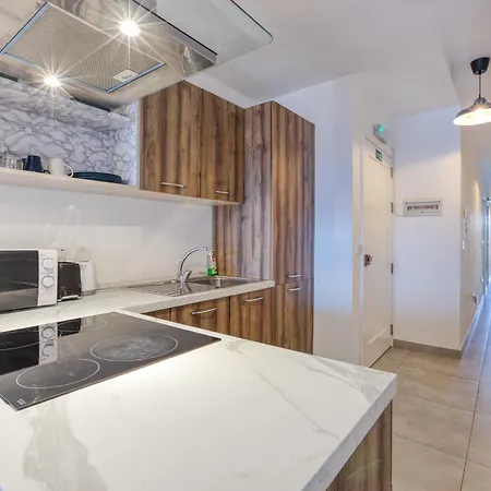 Gzira, - Spacious With Super Wifi & Ac By 360 Estates 아파트 그지라