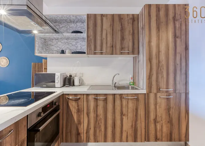 Gzira, - Spacious With Super Wifi & Ac By 360 Estates Gzira