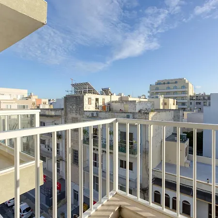 Gzira, - Spacious With Super Wifi & Ac By 360 Estates