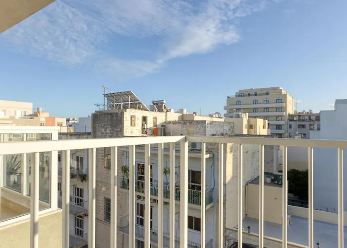 Gzira, - Spacious With Super Wifi & Ac By 360 Estates