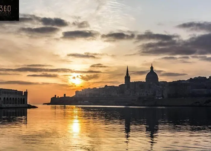 Gzira, - Spacious With Super Wifi & Ac By 360 Estates Apartmán