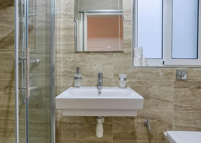 Gzira, - Spacious With Super Wifi & Ac By 360 Estates *