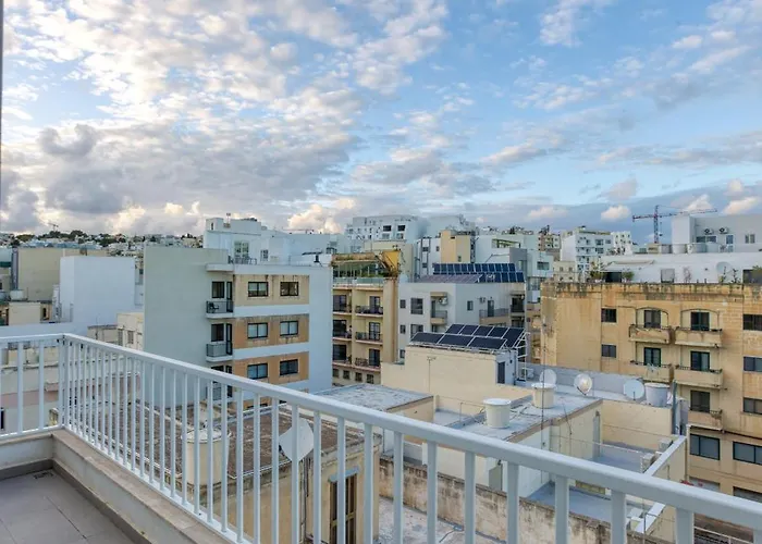 Gzira, - Spacious With Super Wifi & Ac By 360 Estates *